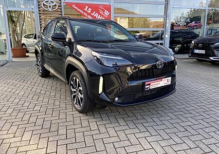 Toyota Yaris Cross Hybrid Team D Winter & Safety Paket Navi LED ACC