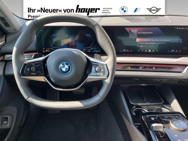 BMW 550 e xDrive Comfort Paket AHK uvm. bild 5