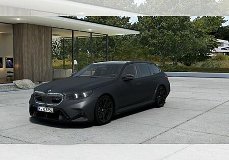 BMW M5 Touring sofort verfügbar!