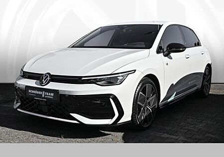 VW Golf Volkswagen VIII 1.5 eTSI DSG R-Line Black Style