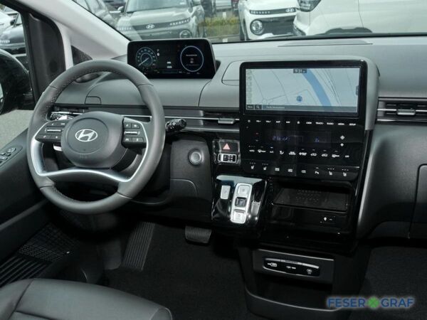 Hyundai STARIA Staria PRIME PANO 360° CAM NAVI SHZ LHZ CARPLAY bild 3