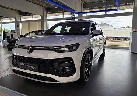 VW Tayron Volkswagen 2.0TDI R-Line 193PS 4Motion / Pano / Standheizung / AHK / 20"