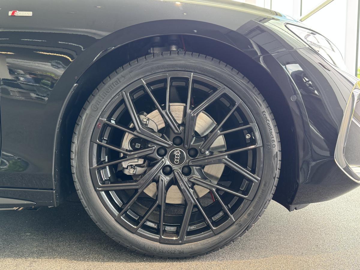 Audi A6 TDI quattro 150 kW edition one Vorführwagen* bild 5