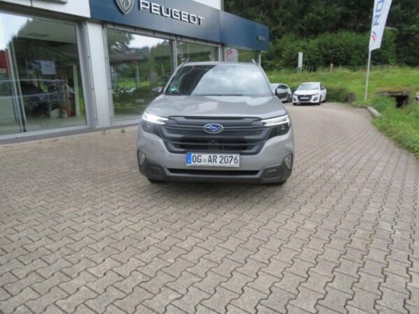 Subaru Forester 2.0ie Lineartronic Exclusive Panorama Navi Dyn. Kurvenlicht e-Sitze SD SHZ bild 2
