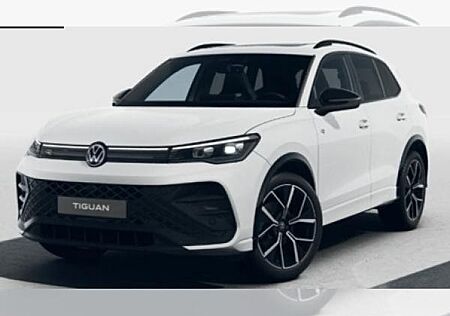 VW Tiguan Volkswagen R-Line 1,5 TSI 150 PS DSG AHK H+K Black Style