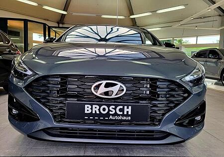 Hyundai i30 (PD) Automatic, 140PS, gute Ausstattung
