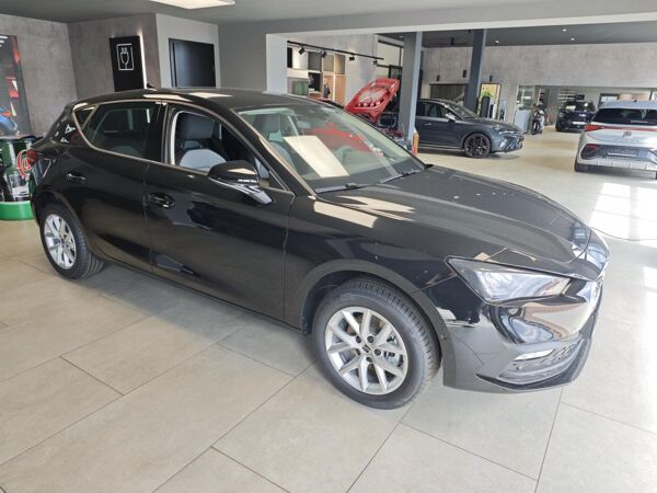 Seat Leon Road Edition 1.5 eTSI DSG | ACC | KAM | NAVI | FullLink bild 2