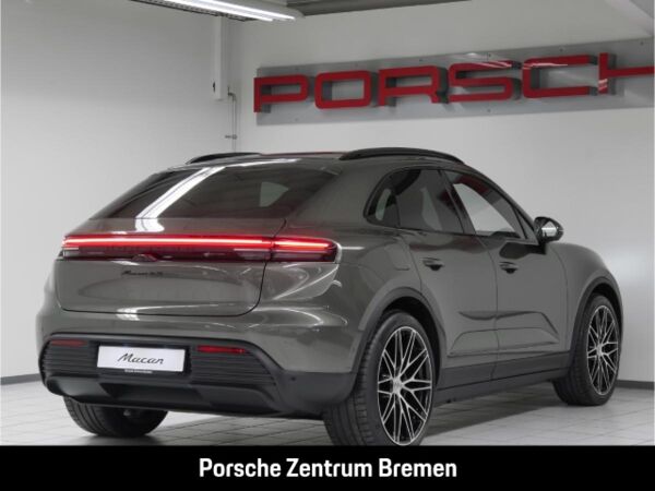 Porsche Macan 4S Sportpaket Luftfederung  AHK-el. klappb. El. Panodach bild 5