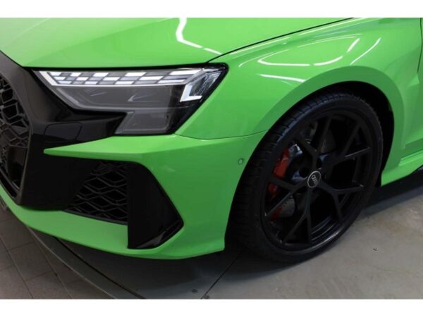 Audi RS3 Limousine TFSI quattro 280 km/h bild 7