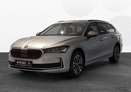 Skoda Superb Combi (NZ5)