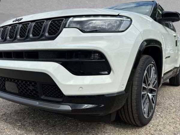 Jeep Compass 1.5 T4 48V e-Hybrid Summit bild 6