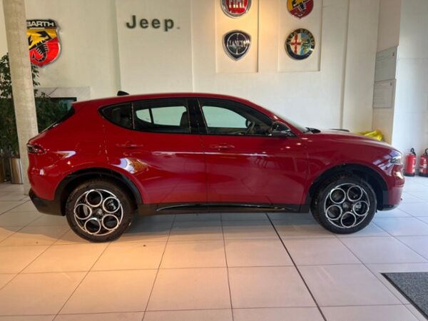 Alfa Romeo Tonale Sprint Ibrida 1.5 VELOCE PAKET bild 5
