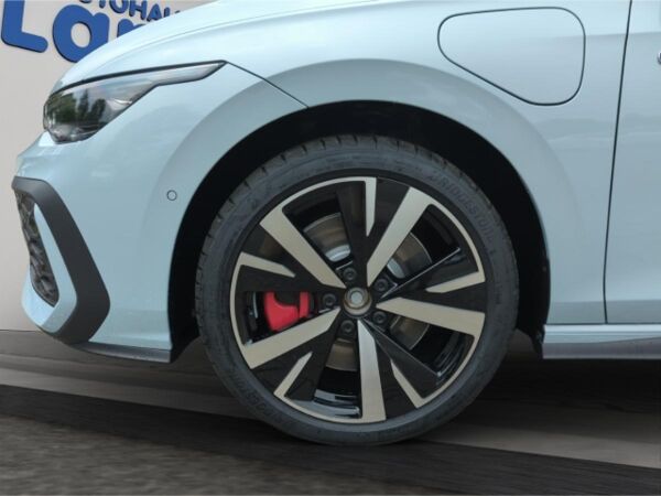 Volkswagen Golf VIII GTE 1.5 eHybrid DSG AHK,NAV,RFK,SHZ,Matrix-LED bild 5