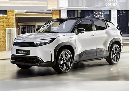 Toyota Urban Cruiser Teamplayer 61 kWh bis zu 581km Reichweite,