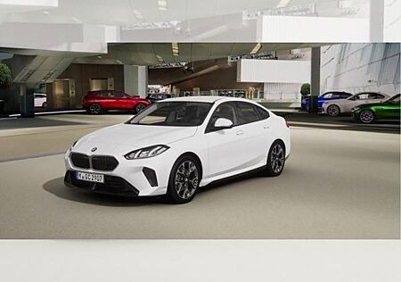 BMW 216 i Gran Coupe - M Sport Design - Aktion
