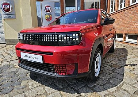 Fiat Grande Panda RED 44 kWh - sofort verfügbar - mit Spiralladekabel