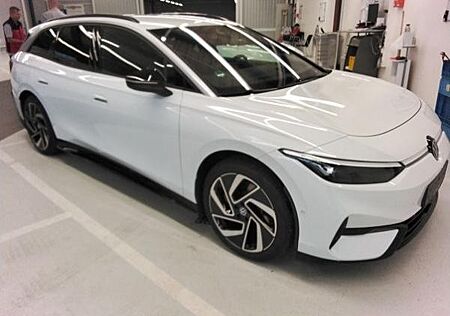 VW ID.7 Volkswagen Tourer Pro S - AHK Kamera inkl. Winterräder