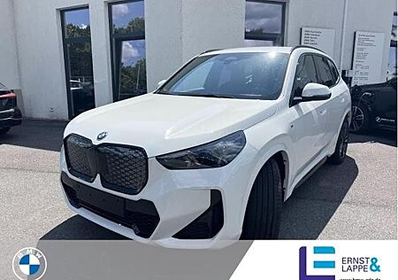 BMW iX1 xDrive30 M Sport Pro || RFK AHK Keyless 19Z