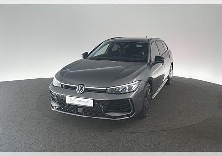VW Passat Volkswagen Variant 1.5 TSI eHybrid R-Line / SOFORT VERFÜGBAR !
