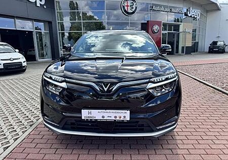 VinFast VF8 AWD Plus
