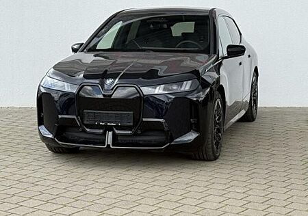 BMW iX xDrive60 SOFORT VERFÜGBAR++TOPDEAL++GEWERBE
