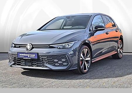 VW Golf Volkswagen VIII 1.5 eHybrid DSG GTE Black Style