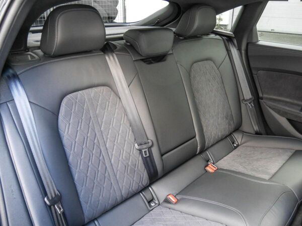 Audi A5 Limousine e-hybrid quattro S-tronic S-line/20Zoll/ Optikpaket schwarz bild 4