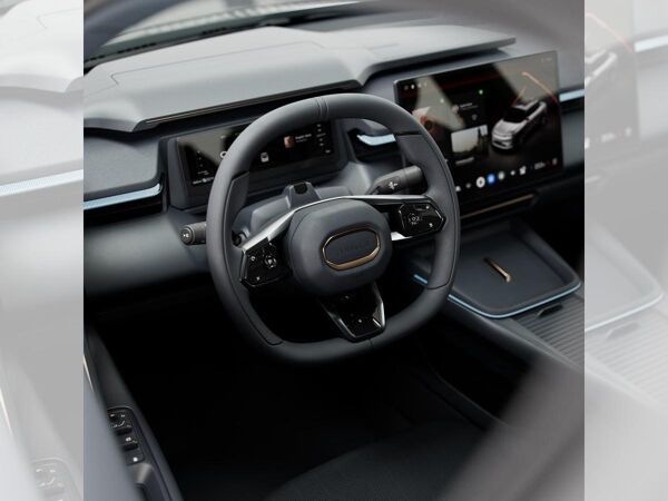 LYNK & Co 08 CORE / Bestandskundenangebot! Nur für Fahrer vom Lynk & Co 01 ABO! bild 7
