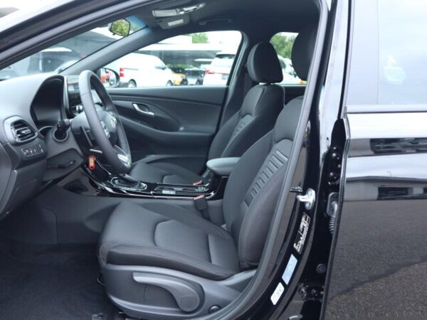 Hyundai i30 FL 5-Türer 1.5 T-GDI 7-DCT 140 PS ADVANTAGE Navi bild 7