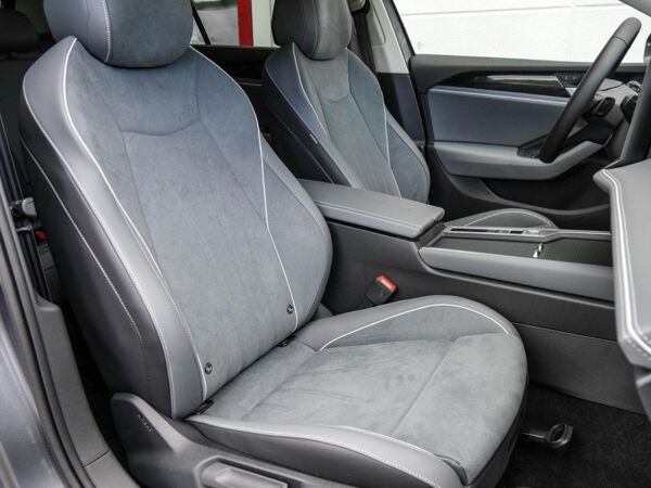 Volkswagen Passat Business 1,5 l eTSI Matrix AHK Kamera HeadUp bild 6