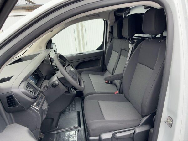 Toyota Proace ***Proace L2 verblecht 4-türig Electric Meister 75 kWh Vollelektrisch 100 kW (136 PS)*** bild 4