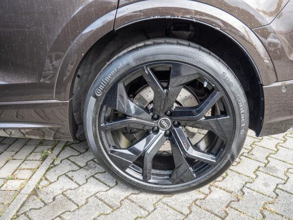 Audi RS Q8 TFSI quattro bild 5