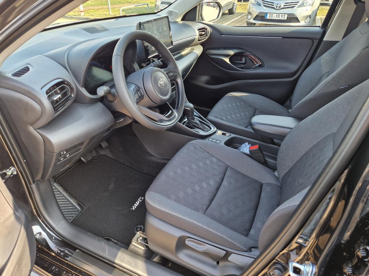 Toyota Yaris 1.5 Hybrid Teamplayer 🔥inkl. Comfort-Paket🔥 Bis zu 15 Jahre Garantie! 🔥 bild 5
