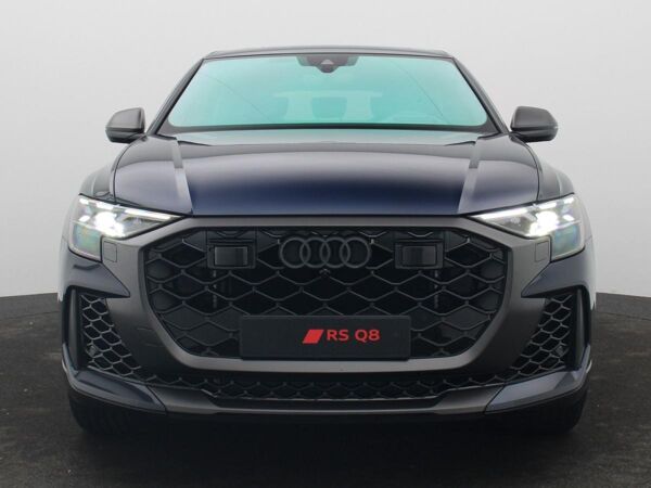 Audi RS Q8 SUV performance | Vmax305,Pano,Carbon-Paket bild 2