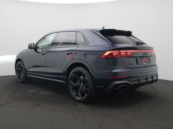 Audi RS Q8 SUV performance | Vmax305,Pano,Carbon-Paket bild 4