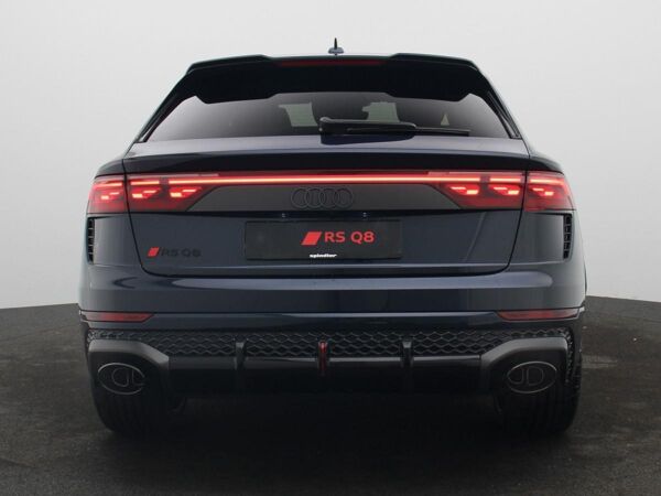 Audi RS Q8 SUV performance | Vmax305,Pano,Carbon-Paket bild 5