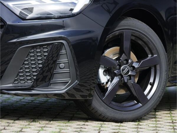 Audi A1 Sportback S line 30 TFSI AAL bild 5