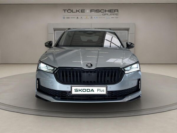 Skoda Superb Combi Sportline 2.0 TDI SOFORT VERFÜGBAR! Navi DCC PANO AHK eHeck bild 3
