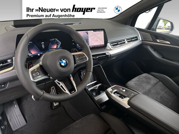BMW 220 220d Active Tourer M Sportpaket HUD AHK Pano bild 4