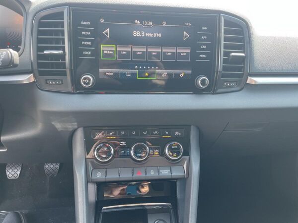 Skoda Karoq 1.0 TSI Selection *GEWERBE*SOFORT*incl. LED l SHZ l DAB l PDChi  I SMARTLINK* bild 7