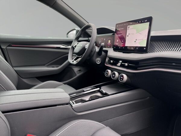 Skoda Superb Combi 2.0 TSI 195 kW 4x4 Sportline, Head-up-Display, AHK bild 6