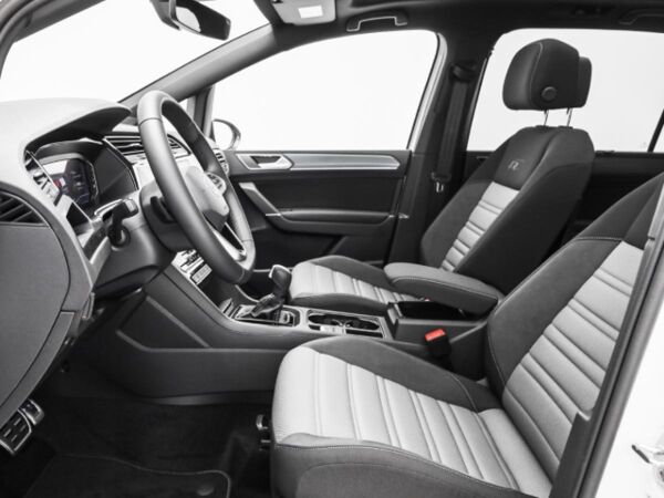 Volkswagen Touran 1.5 TSI DSG Highline R-Line 7-Sitzer Navi Kamera bild 6
