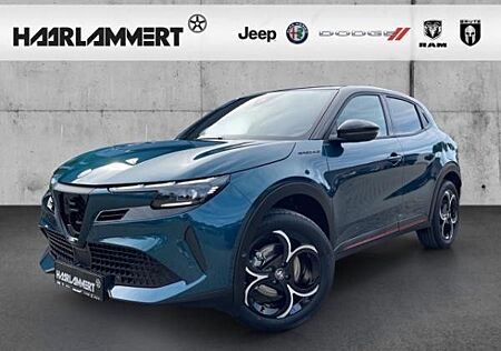 Alfa Romeo Junior IBRIDA Speciale 1.2 VGT MASSAGE+PANORAMA+PDC+KAMERA+CARPLAY+NAVI