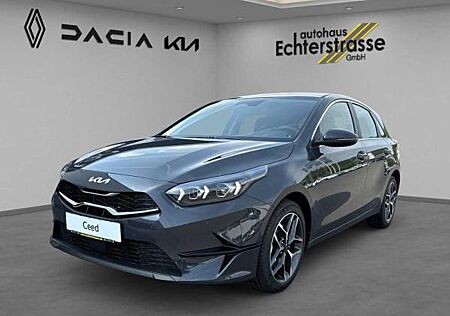 Kia Cee'd gebraucht kaufen Kia Cee'd Ceed 1.5 T-GDI DCT Spirit +RFK+SHZ