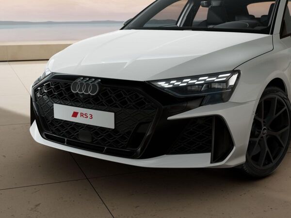 Audi RS3 Sportback *BESTELLAKTION*EROBERUNGSAKTION bild 6