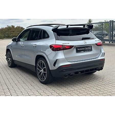 Mercedes-Benz GLA 45 AMG leasen