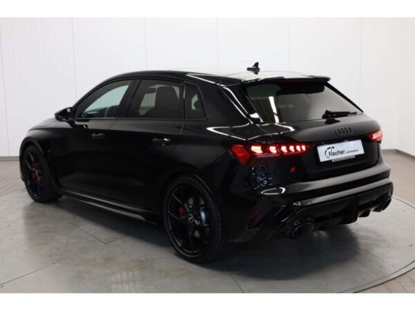 Audi RS3 Sportback TFSI quattro 280 km/h bild 4