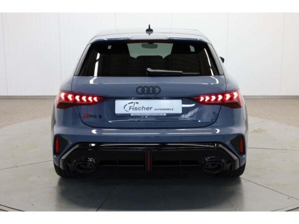 Audi RS3 Sportback TFSI quattro 280 km/h bild 6