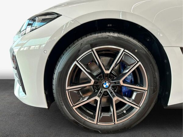 BMW i4 eDrive40 bild 5