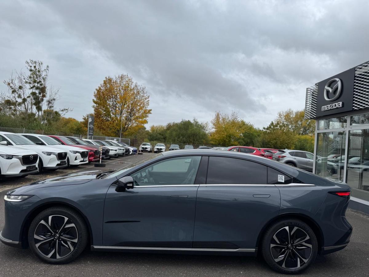 Mazda 6e EV Elektro Heckantrieb Takumi LEDER/360°/SONY/PANORAMADACH bild 4